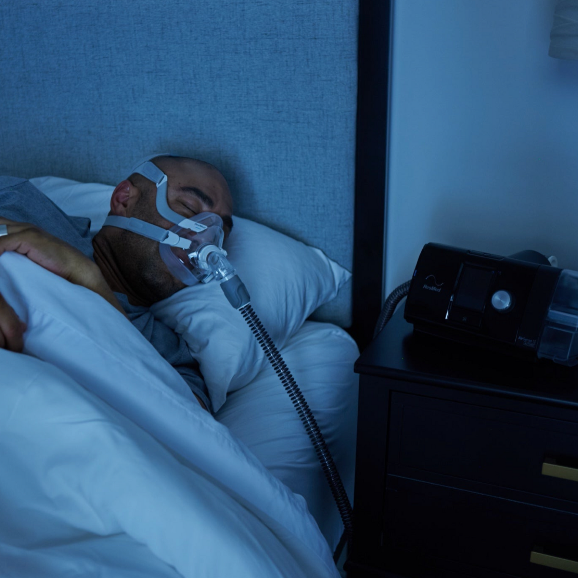 ResMed AirSense 10 with AirFit F20 Mask Bundle