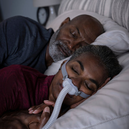 ResMed AirSense 11 AutoSet with AirFit P10 Nasal Pillow Mask Bundle